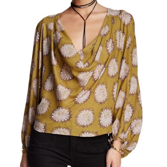 Free People Tops - Free People Cowling Around Floral Printed Blouse